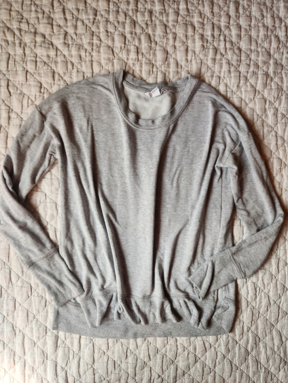 Athleta Women's Light Gray Crewneck Heathered Longsleeve Top